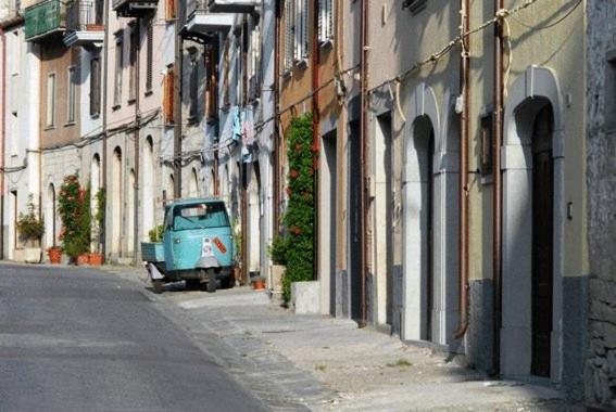 Borgo San Pietro Bed & Breakfast Agnone Dış mekan fotoğraf