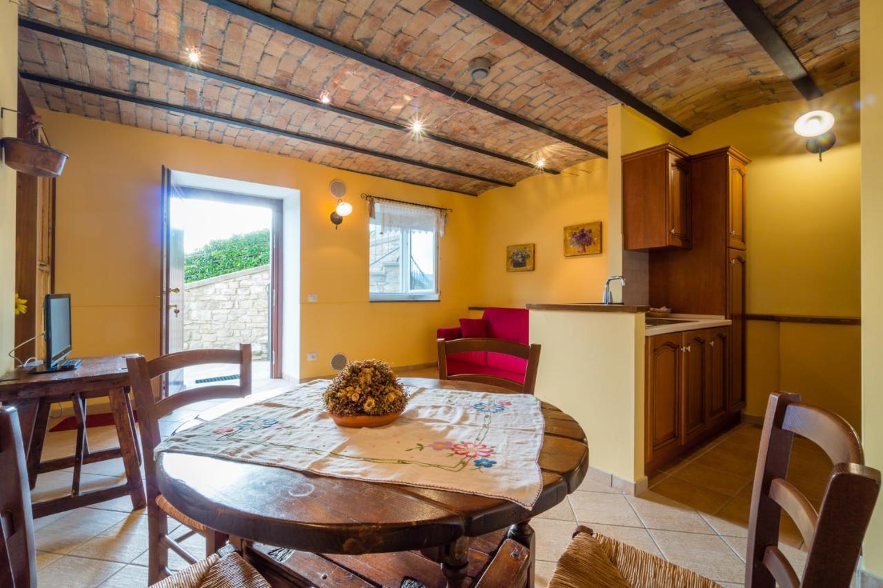 Borgo San Pietro Bed & Breakfast Agnone Dış mekan fotoğraf